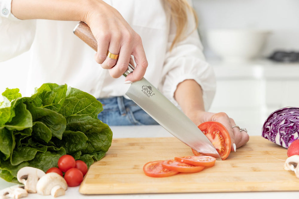 
                  
                    TRADITIONS: GYUTO AND UTILITY 2 KNIFE GIFT SET
                  
                